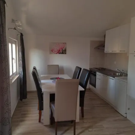 Niko-kanica Appartement Rogoznica (Sibenik-Knin)